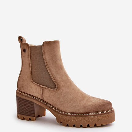 Heel boots Step in style