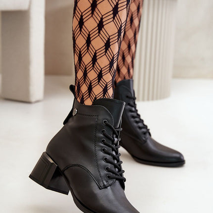 Heel boots Step in style