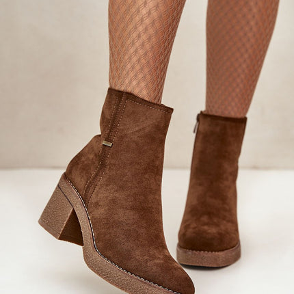 Heel boots Step in style