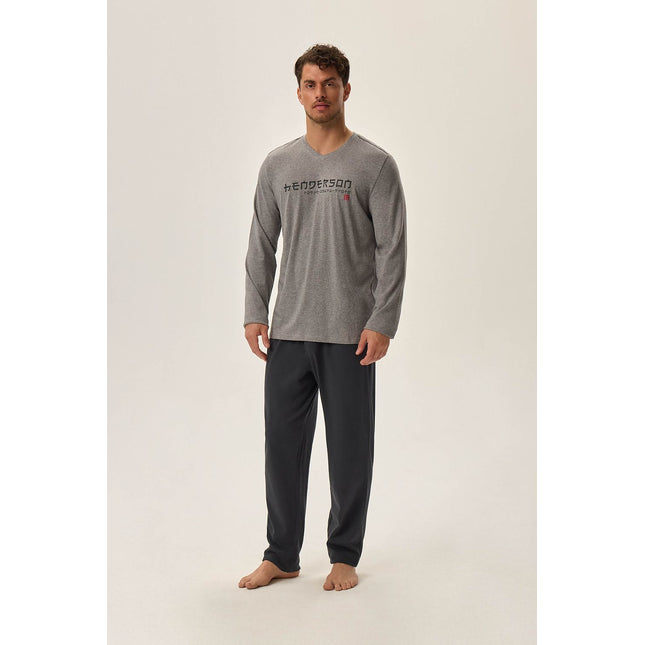 Pyjama Henderson