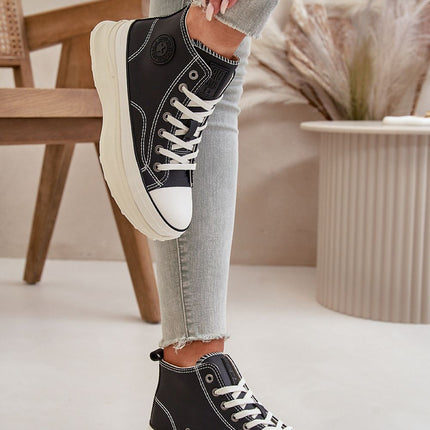 Sneakers Step in style