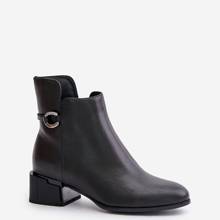 Heel boots Step in style