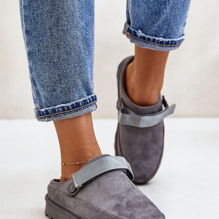 Slippers Step in style