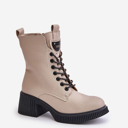 Heel boots Step in style