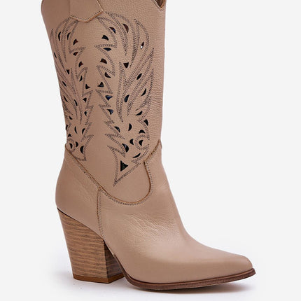 Heel boots Step in style