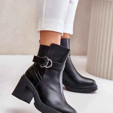 Heel boots Step in style