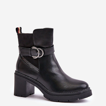 Heel boots Step in style