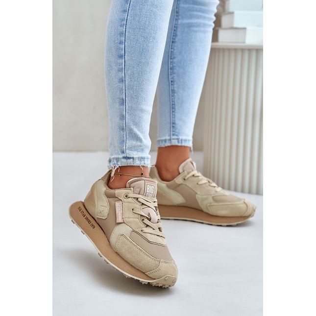 Sport Shoes Step in style