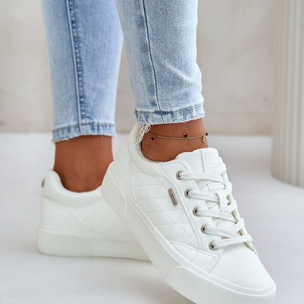 Sneakers Step in style