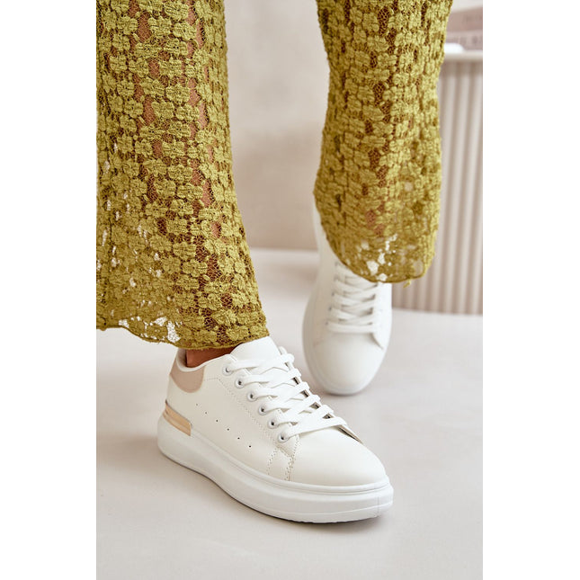 Sneakers Step in style