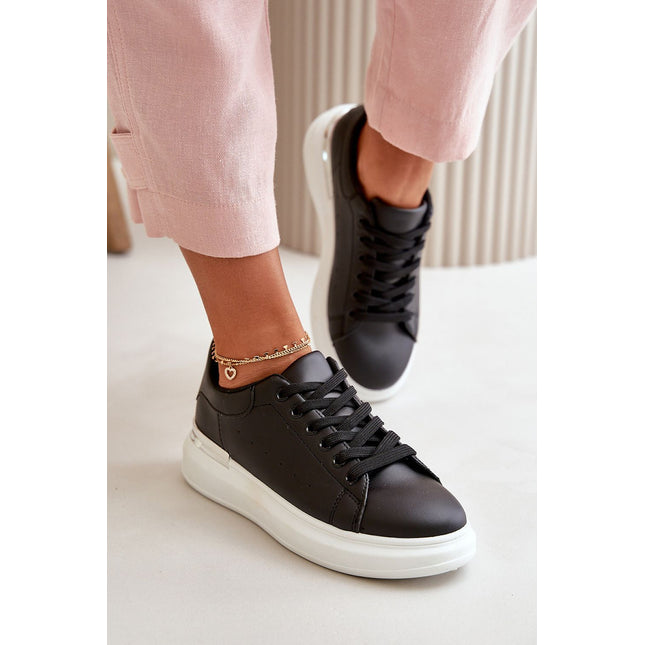 Sneakers Step in style