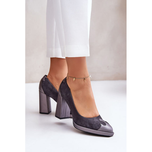 Block heel pumps Step in style