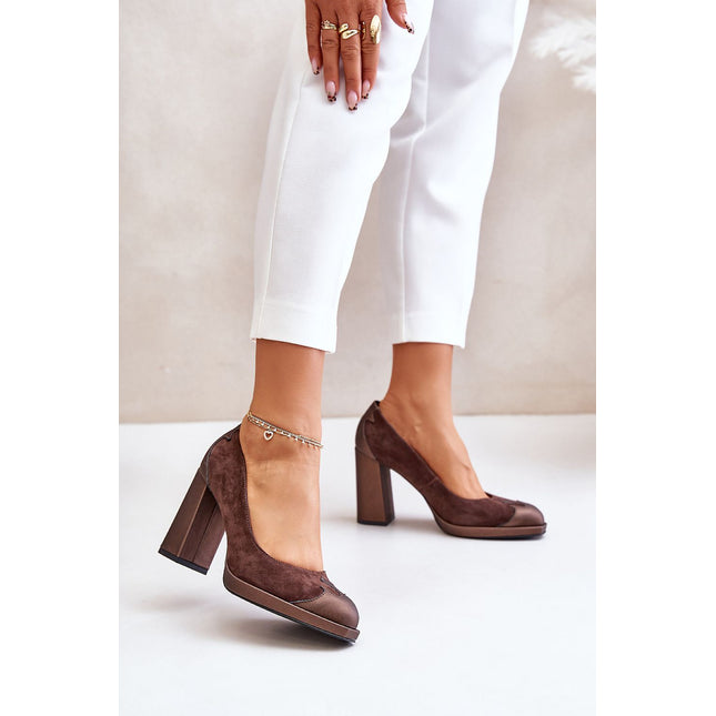 Block heel pumps Step in style
