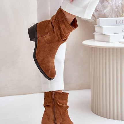Heel boots Step in style