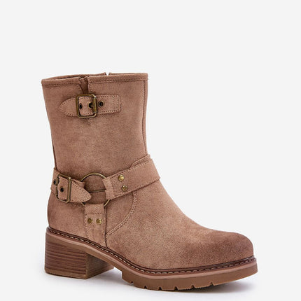 Heel boots Step in style