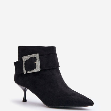 Heel boots Step in style
