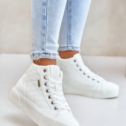 Sneakers Step in style