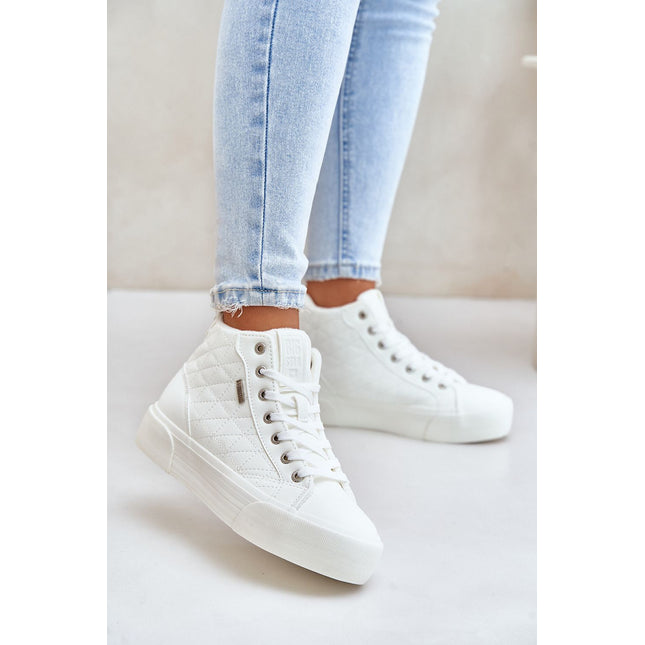 Sneakers Step in style