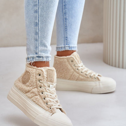 Sneakers Step in style