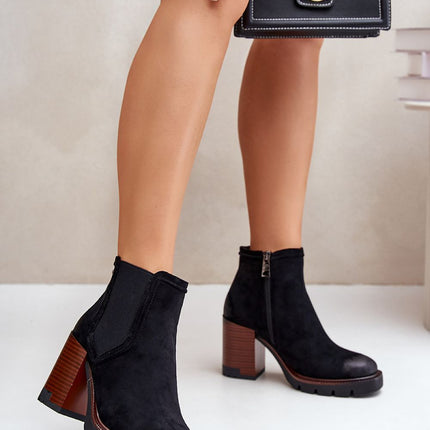 Heel boots Step in style