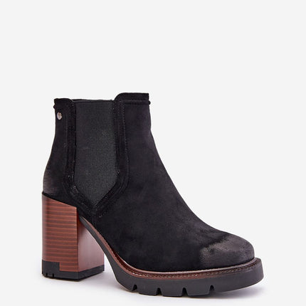 Heel boots Step in style