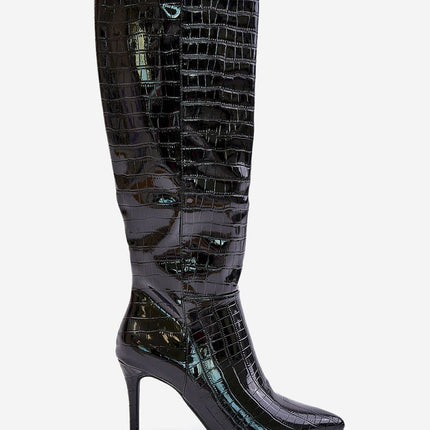Heel boots Step in style