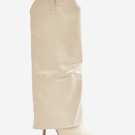 Heel boots Step in style