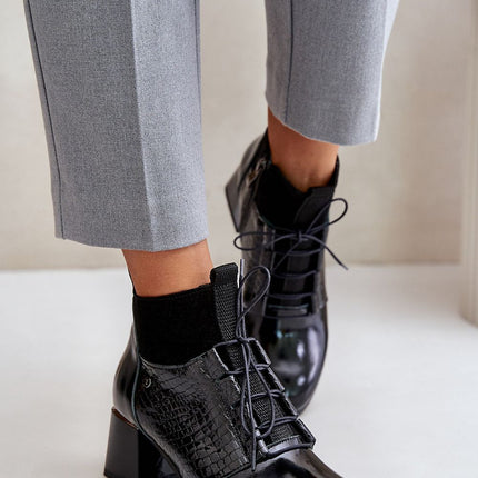 Heel boots Step in style