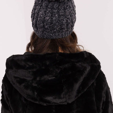 Cap AT