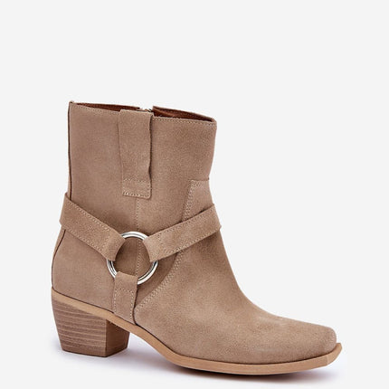 Heel boots Step in style