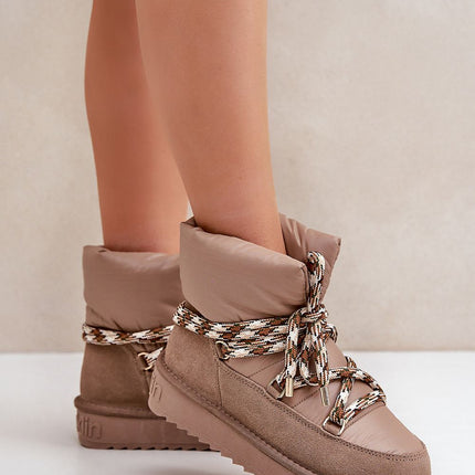 Snow boots Step in style