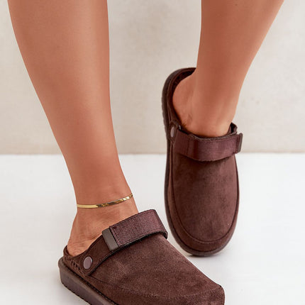 Slippers Step in style