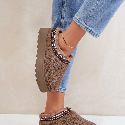 Slippers Step in style