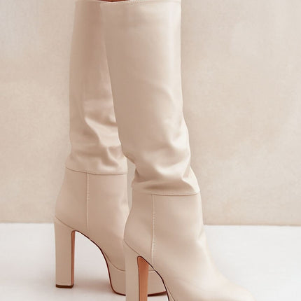 Heel boots Step in style