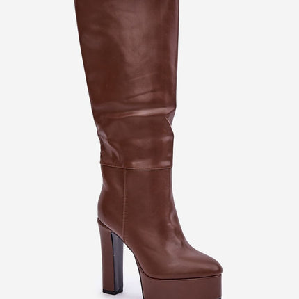 Heel boots Step in style