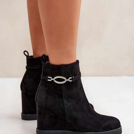 Buskin boots Step in style