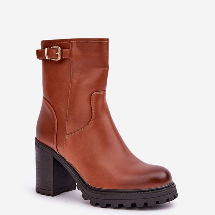 Heel boots Step in style