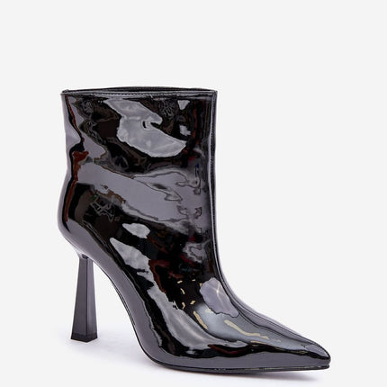 Heel boots Step in style
