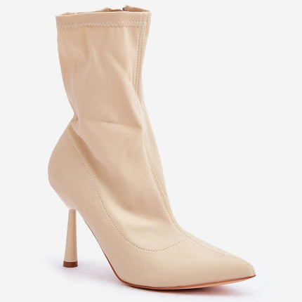 Heel boots Step in style