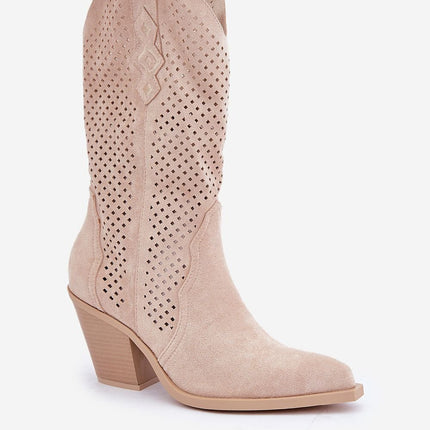 Heel boots Step in style
