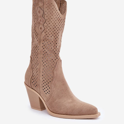 Heel boots Step in style