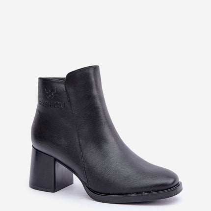 Heel boots Step in style