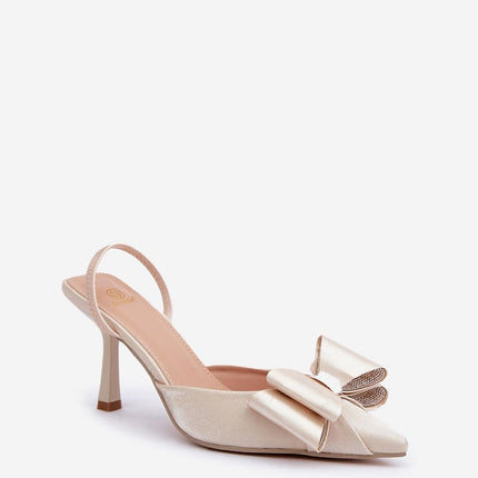High heels Step in style