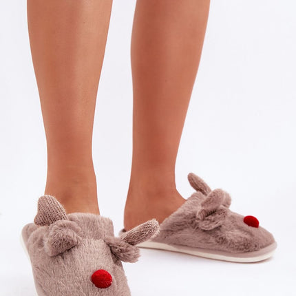 Slippers Step in style