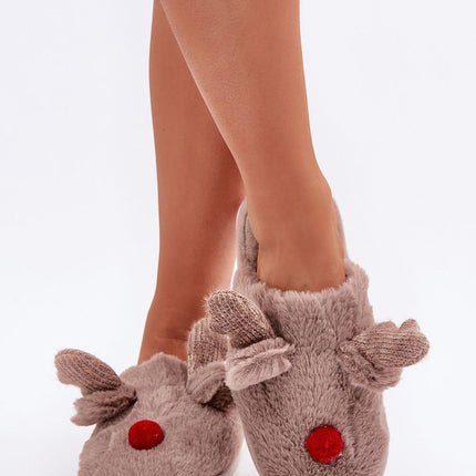 Slippers Step in style