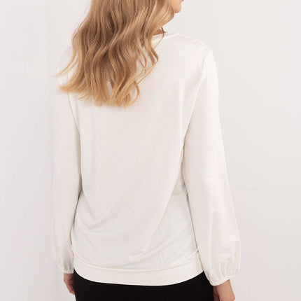  Blouse model 208238 Relevance 