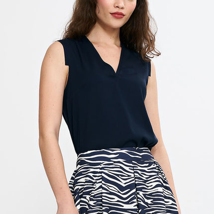  Blouse model 210075 Nife 