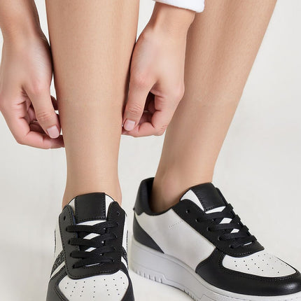  Sport Shoes model 210186 Inello 