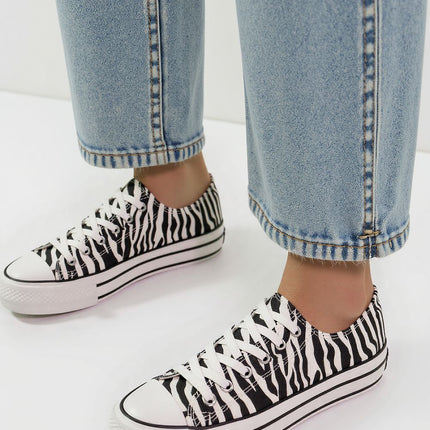  Sneakers model 210202 Inello 