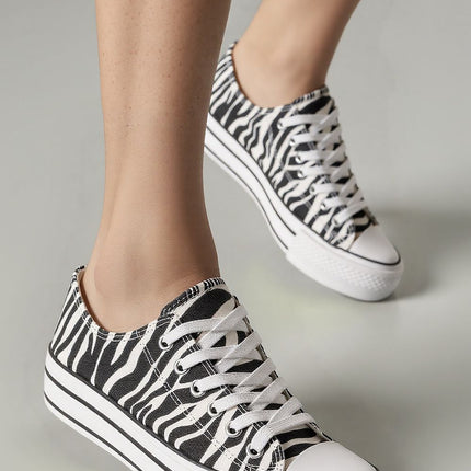  Sneakers model 210202 Inello 